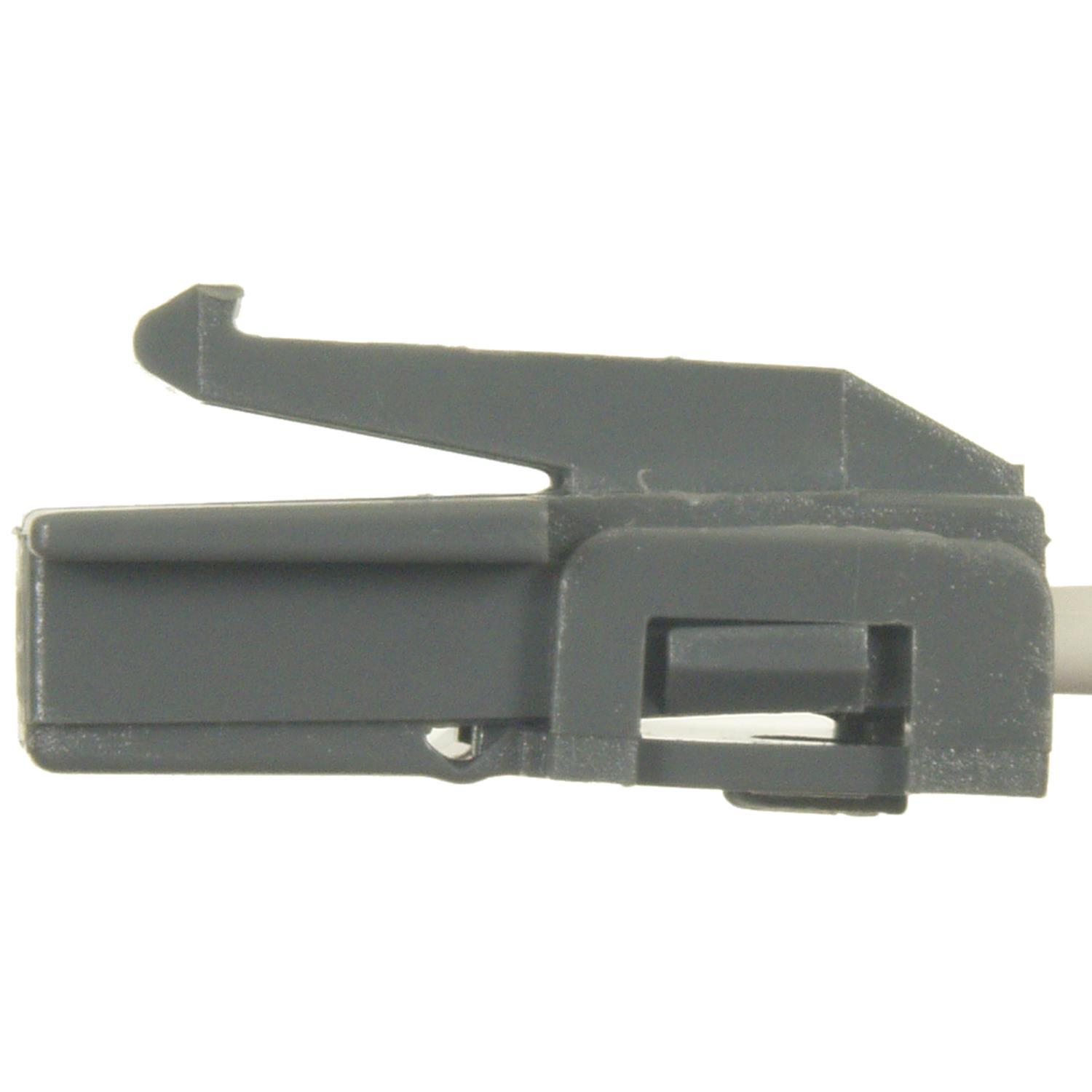 Standard Motor Products S1379 - Liftgate Release Switch Connector Standard Motor Products S1379 Liftgate Glass Release Switch Connector product image 3 of 3