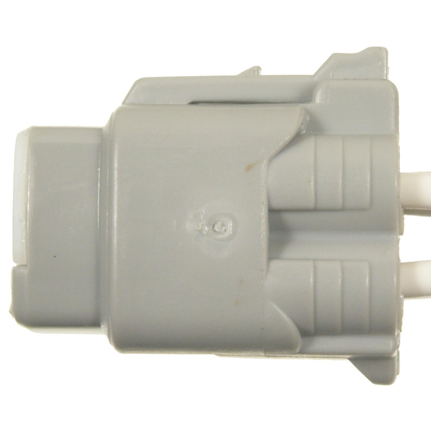 Standard Motor Products S1413 - Brake / Tail / Turn Signal Light Connector Standard Motor Products S1413 Brake / Tail / Turn Signal Light Connector product image 3 of 3