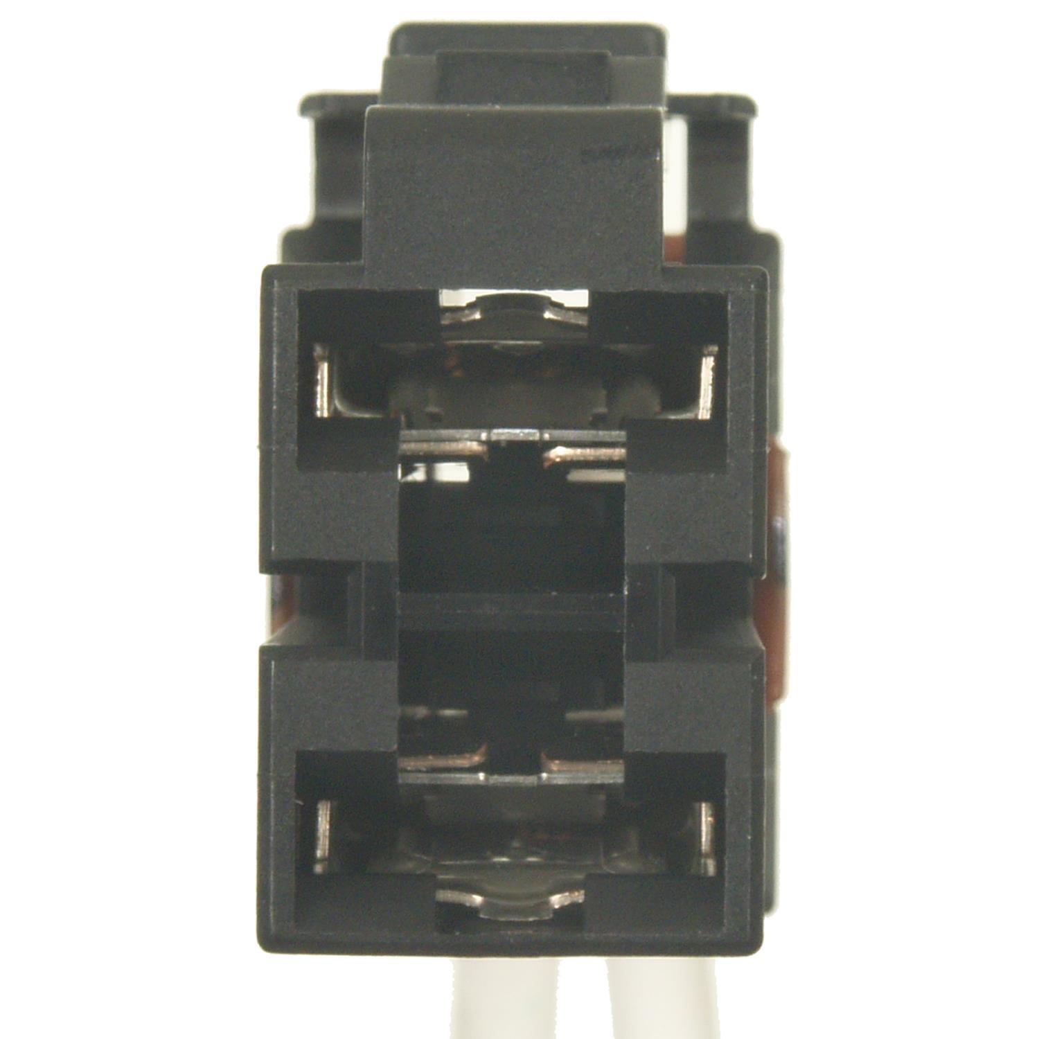 Standard Motor Products S1470 - Body Wiring Harness Connector Standard Motor Products S1470 Body Wiring Harness Connector product image 1 of 3