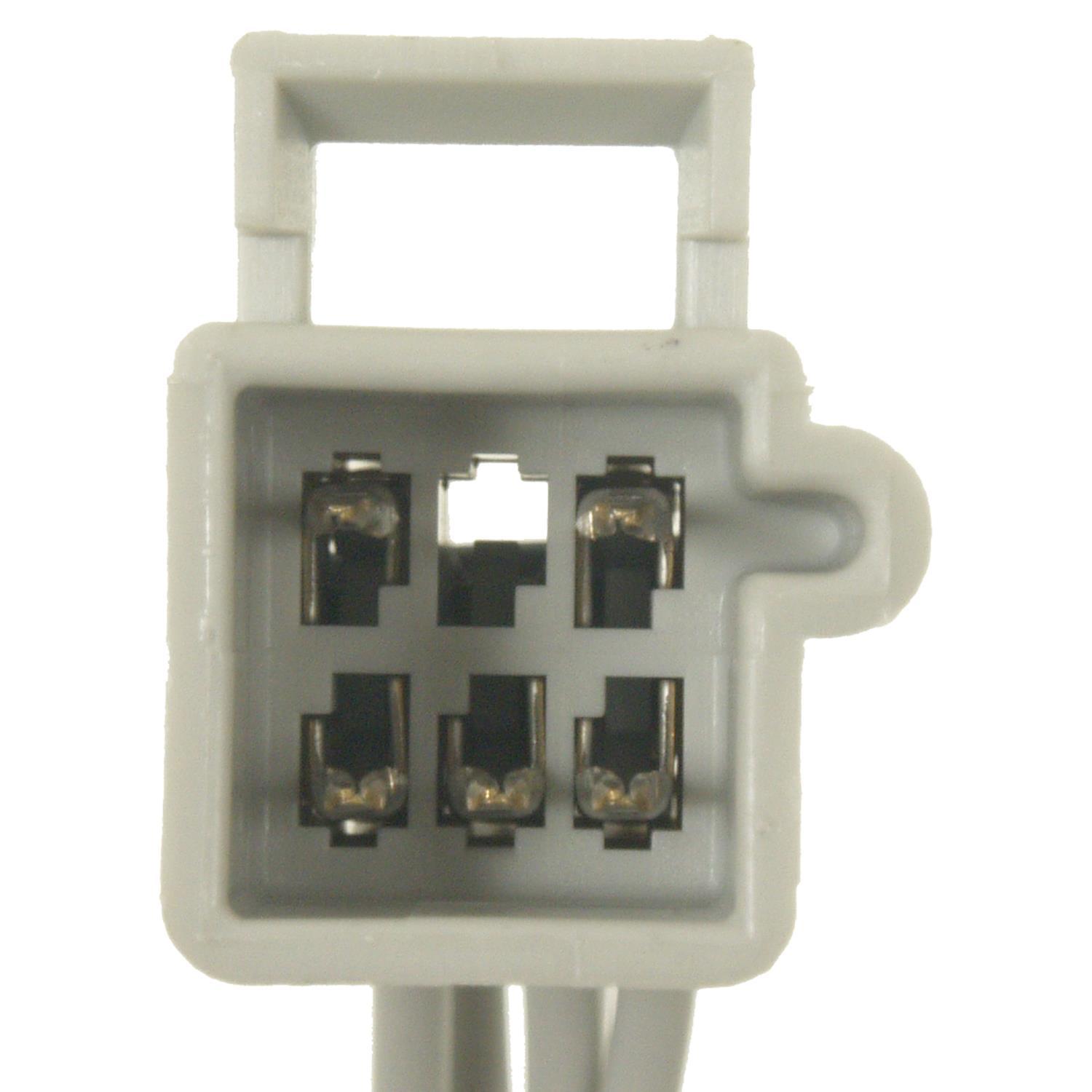 Standard Motor Products S1639 Body Wiring Harness Connector product image 1 of 3