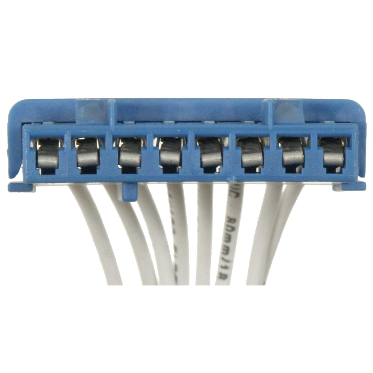 Standard Motor Products S1766 - Headlight Switch Connector Standard Motor Products S1766 Air Bag Clockspring Connector product image 1 of 3