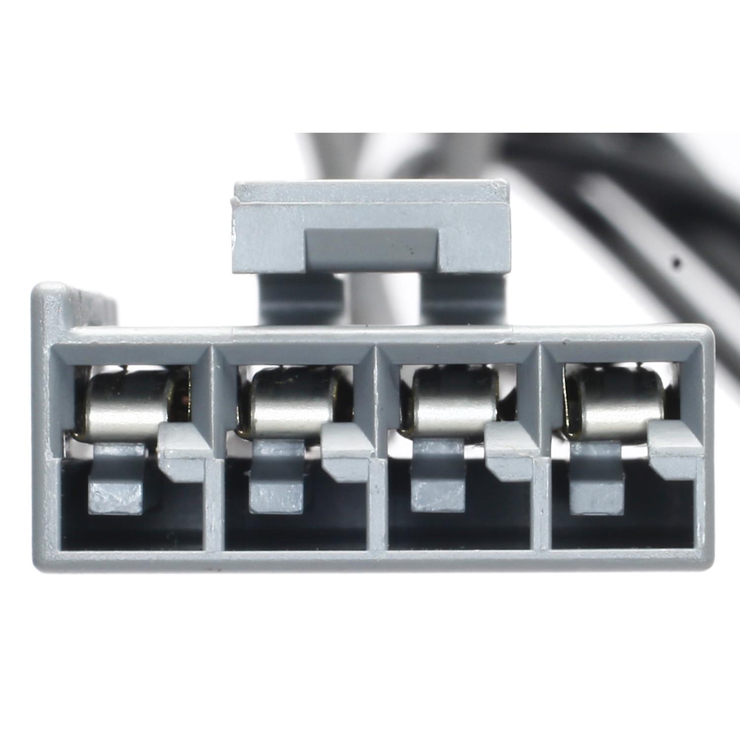 Standard Motor Products S1862 - Headlight Switch Connector Standard Motor Products S1862 4WD Switch Connector product image 2 of 3