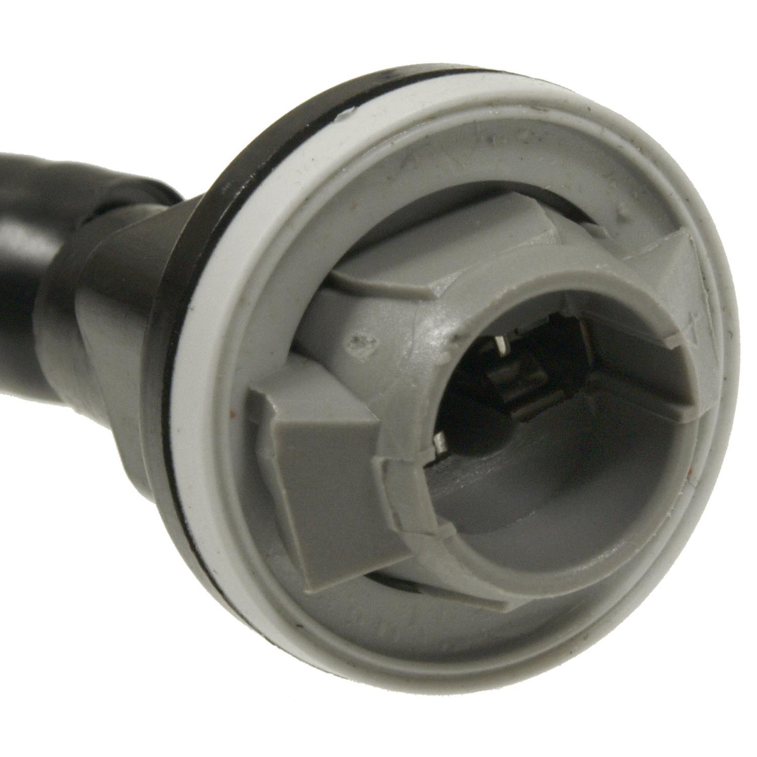 Standard Motor Products S1916 - Side Marker Light Socket Standard Motor Products S1916 Headlight Connector product image 1 of 3
