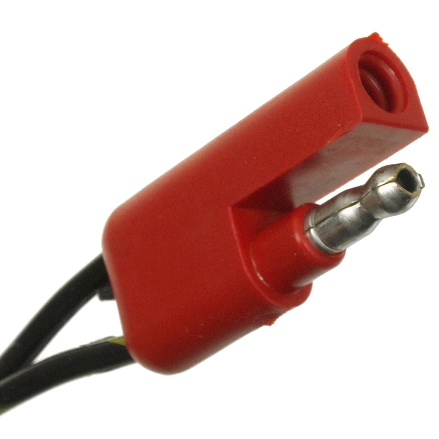 Standard Motor Products S1930 - License Lamp Socket Standard Motor Products S1930 A/C Compressor Cut-Out Switch Harness Connector product image 1 of 3