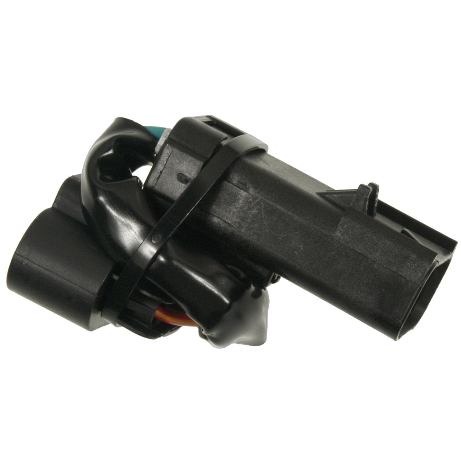Standard Motor Products S1957 - Windshield Wiper Motor Connector Standard Motor Products S1957 HVAC Electrical Connector product image 1 of 3