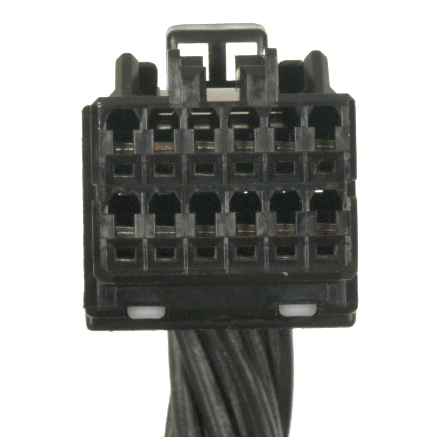 Standard Motor Products S2072 - Lighting Control Module Connector Standard Motor Products S2072 Lighting Control Module Connector product image 3 of 3