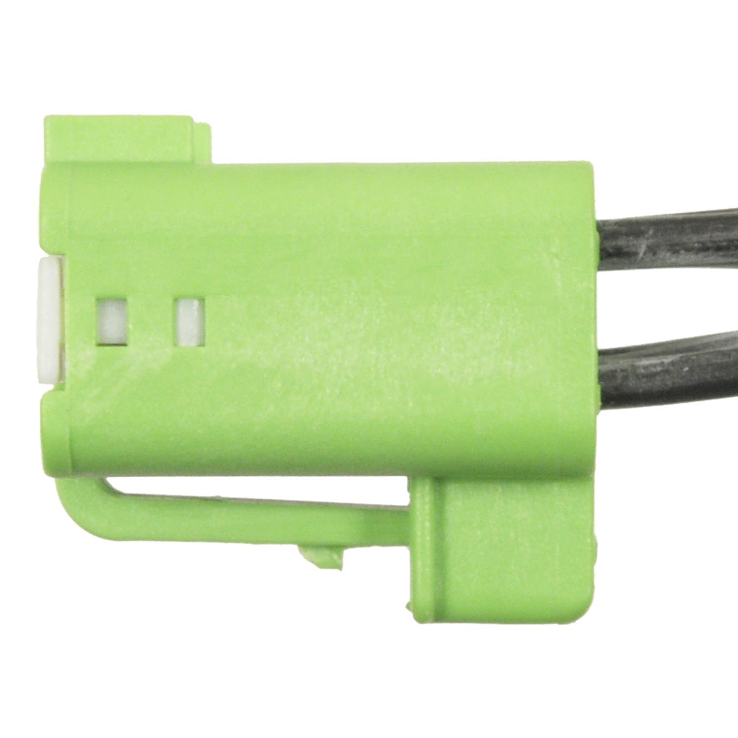 Standard Motor Products S2092 Fog Light Connector product image 1 of 3