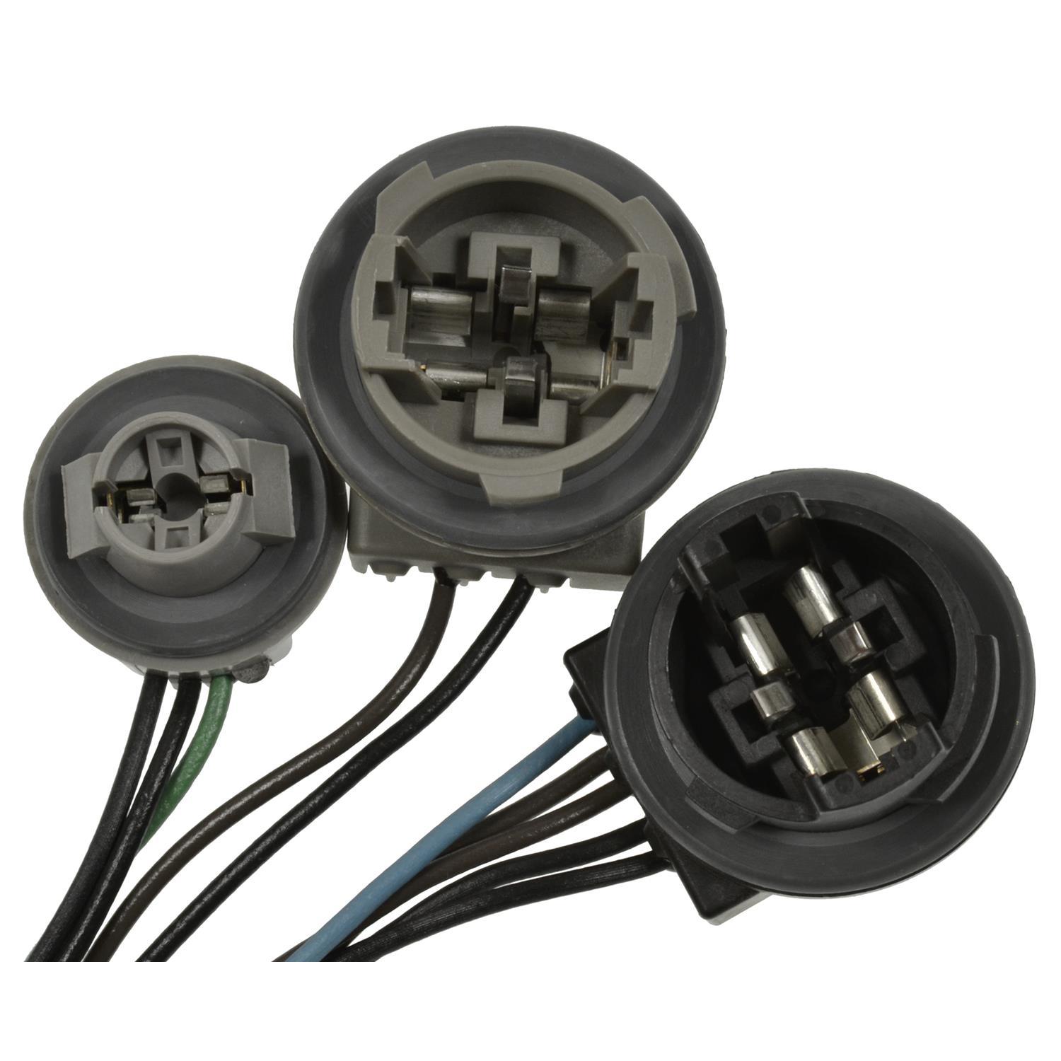 Standard Motor Products S2125 - Parking Light Bulb Socket Standard Motor Products S2125 Parking Light Bulb Socket product image 1 of 3