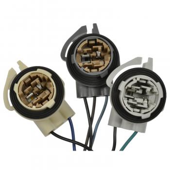 2007 GMC Sierra 1500 Classic Turn Signal Light Socket Rear Standard Motor Products S2129 image 1 of 3
