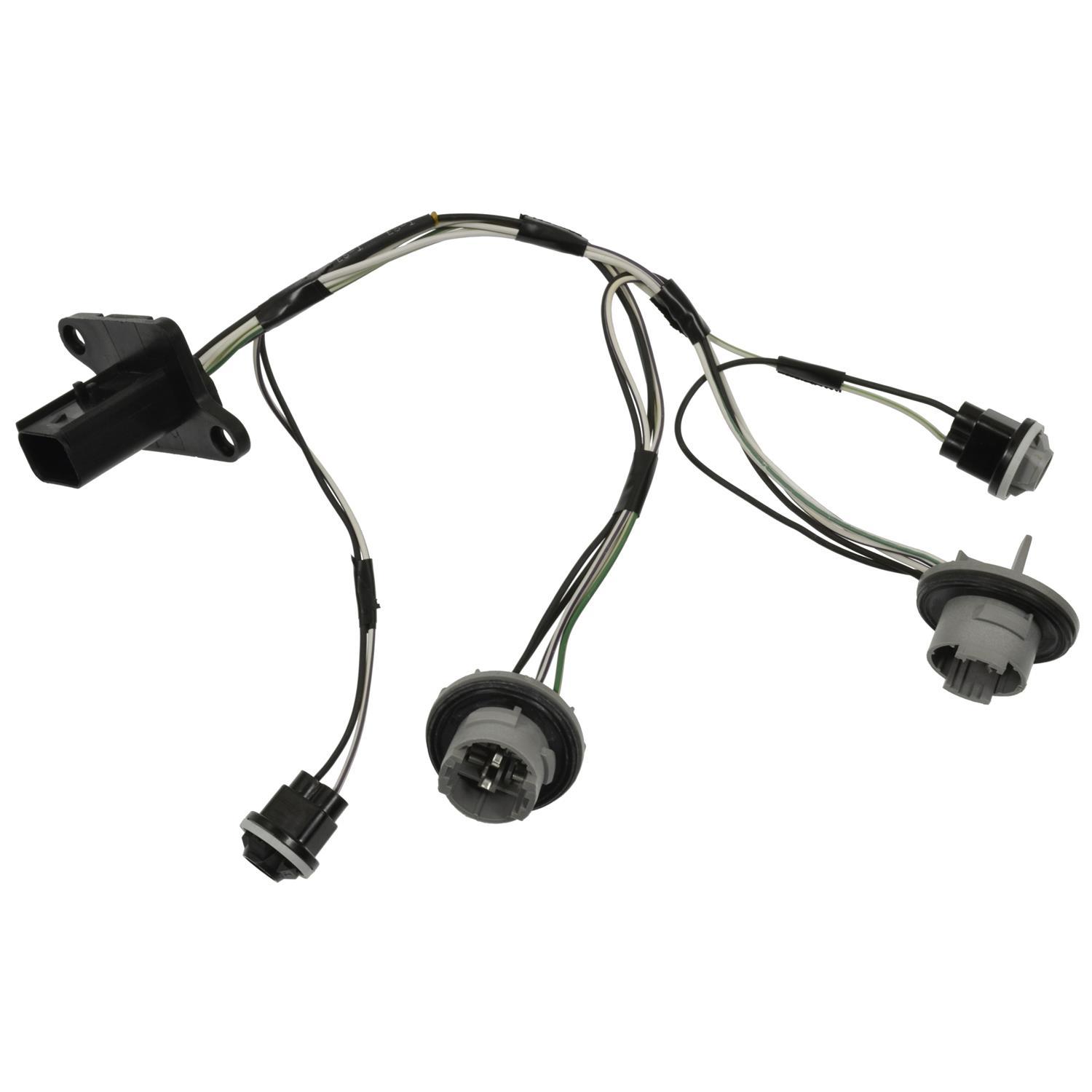Standard Motor Products S2135 - Tail Lamp Socket Standard Motor Products S2135 Brake / Tail / Turn Signal Light Connector product image 2 of 3
