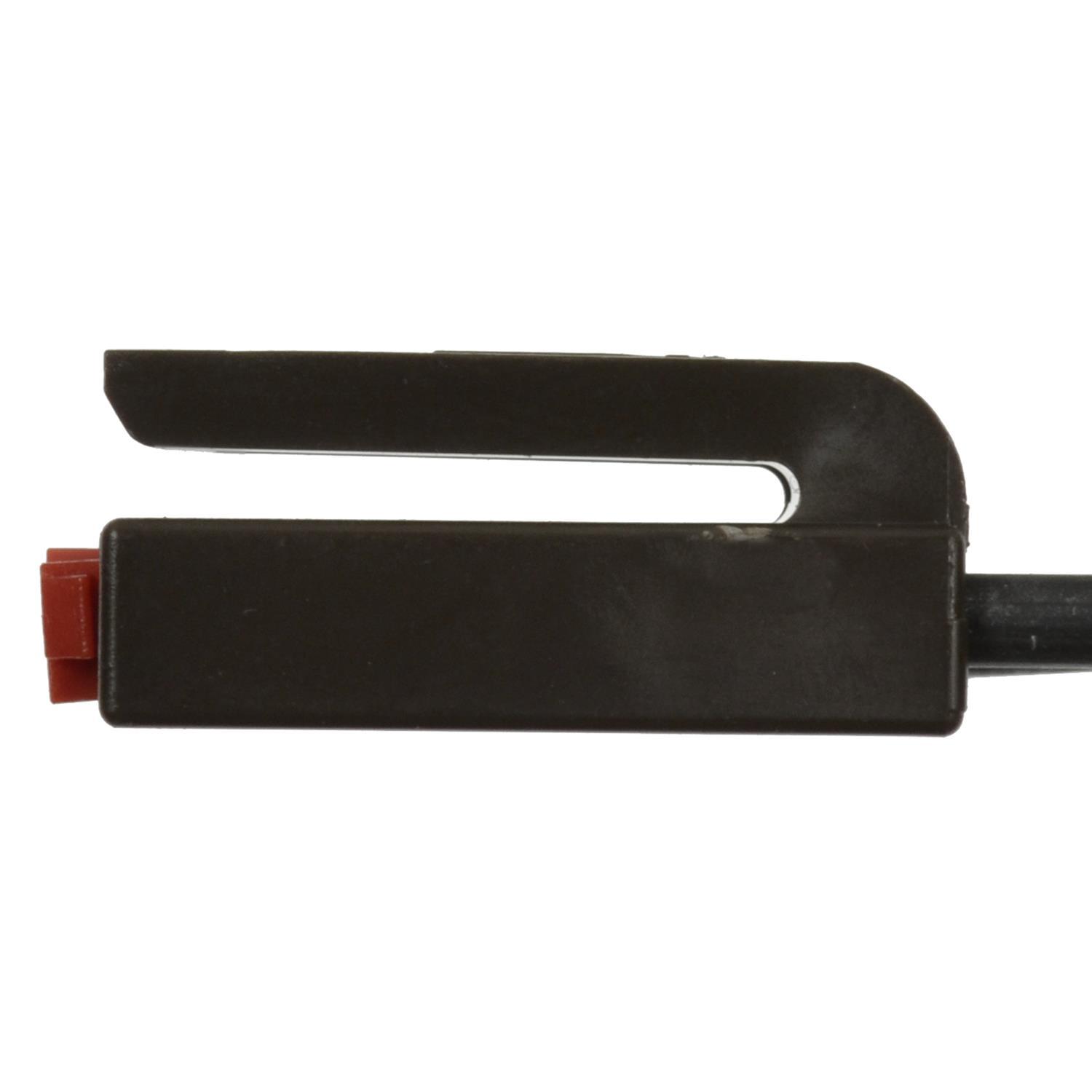 Standard Motor Products S2147 - Glove Box Lamp Connector Standard Motor Products S2147 Center High Mount Stop Light Connector product image 1 of 3