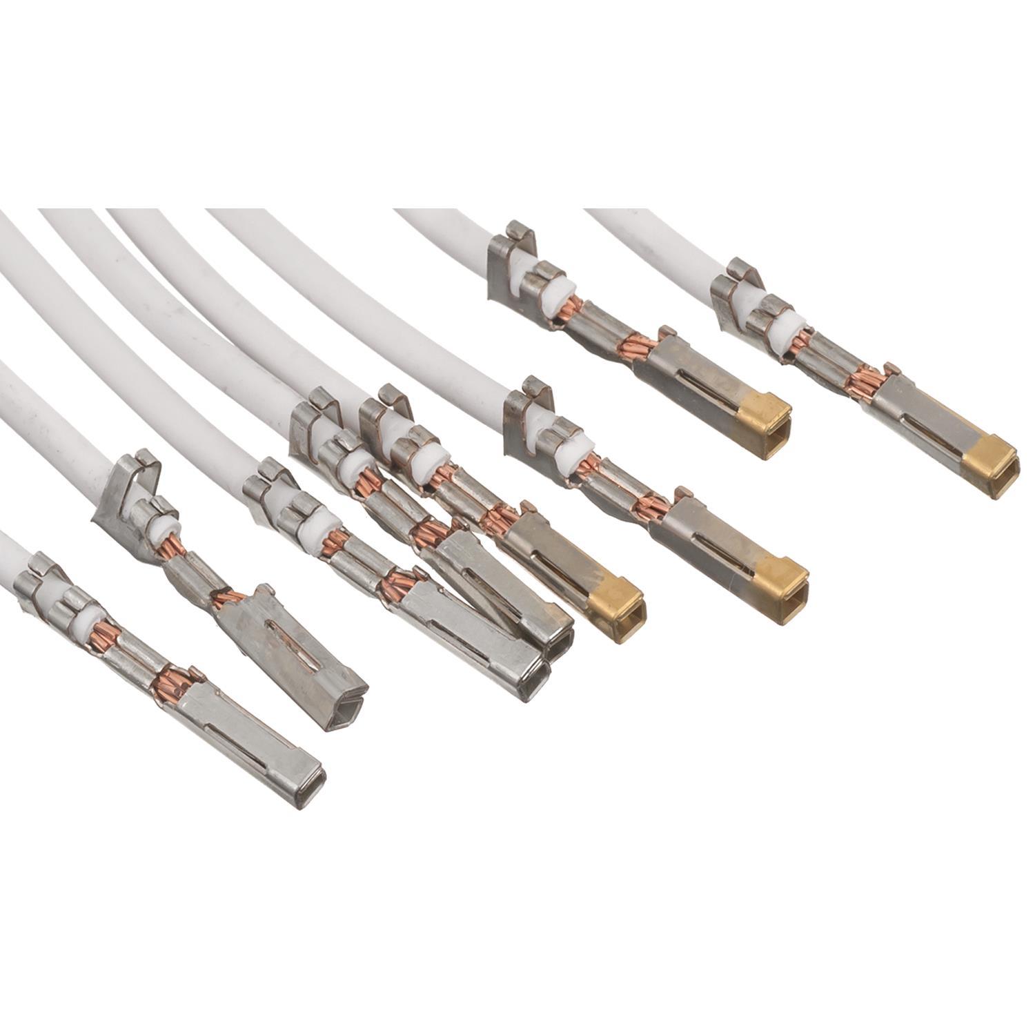 Standard Motor Products S2462 - HVAC Blower Motor Resistor Connector Standard Motor Products S2462 A/C Compressor Cut-Out Switch Harness Connector product image 2 of 5