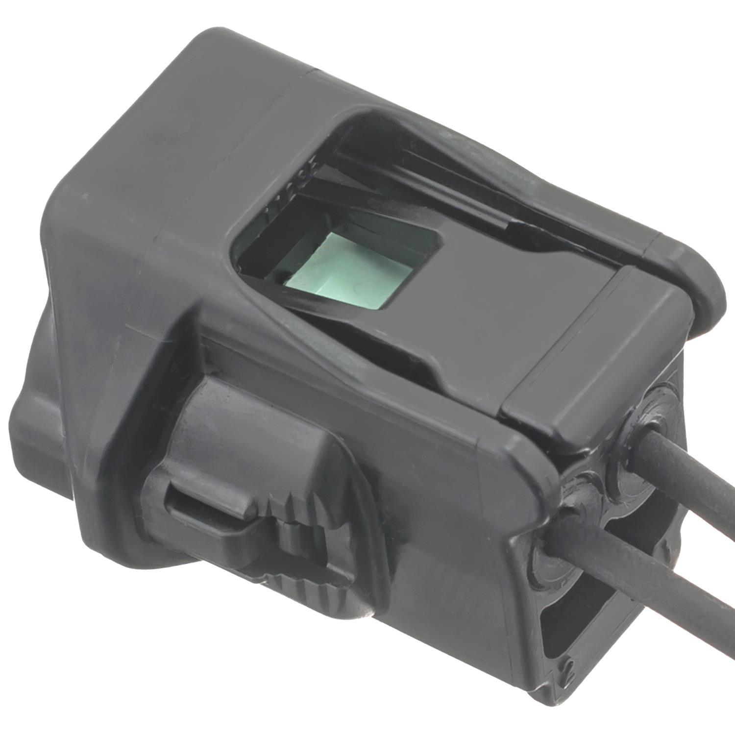 Standard Motor Products S2843 - Engine Cooling Fan Switch Connector Standard Motor Products S2843 Engine Cooling Fan Switch Connector product image 4 of 4