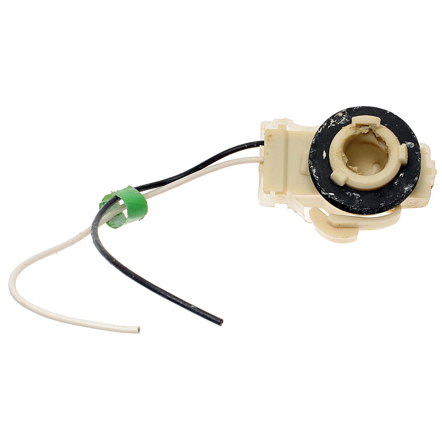 Standard Motor Products S506 - Tail Lamp Socket Standard Motor Products S506 Back Up Light Socket product image 2 of 3