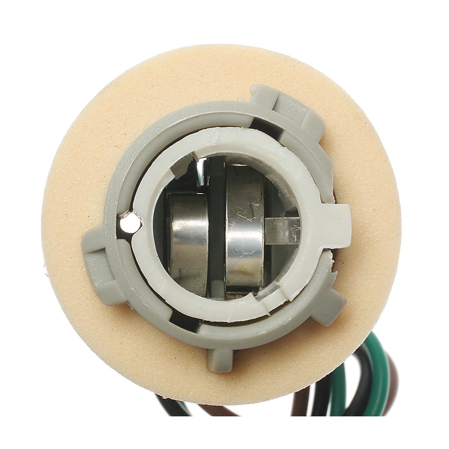 Standard Motor Products S522 - Tail Lamp Socket Standard Motor Products S522 Back Up Light Socket product image 3 of 3