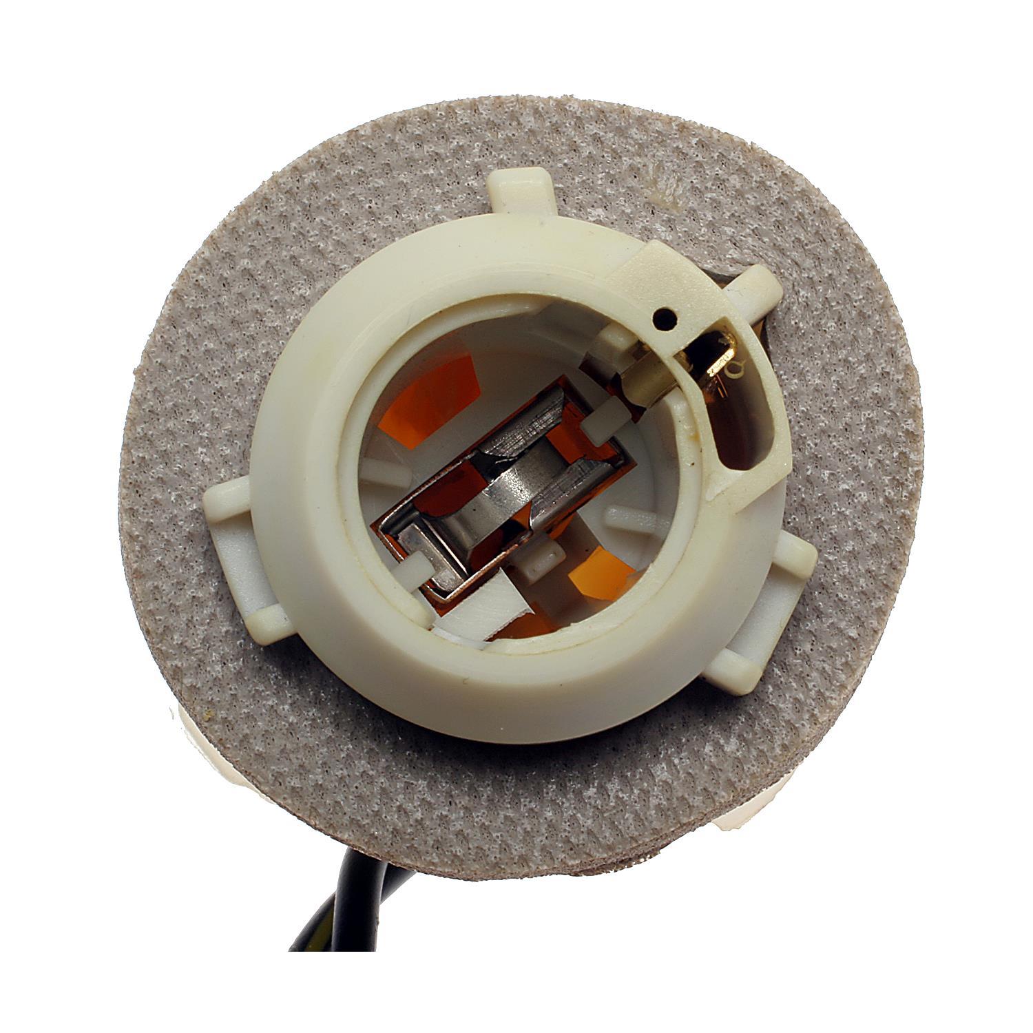 Standard Motor Products S570 - Back Up Light Socket Standard Motor Products S570 Back Up Light Socket product image 1 of 3