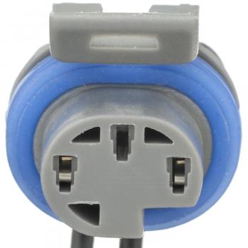 2003 Ford F650 Brake Light Switch Connector Standard Motor Products S641 image 1 of 4