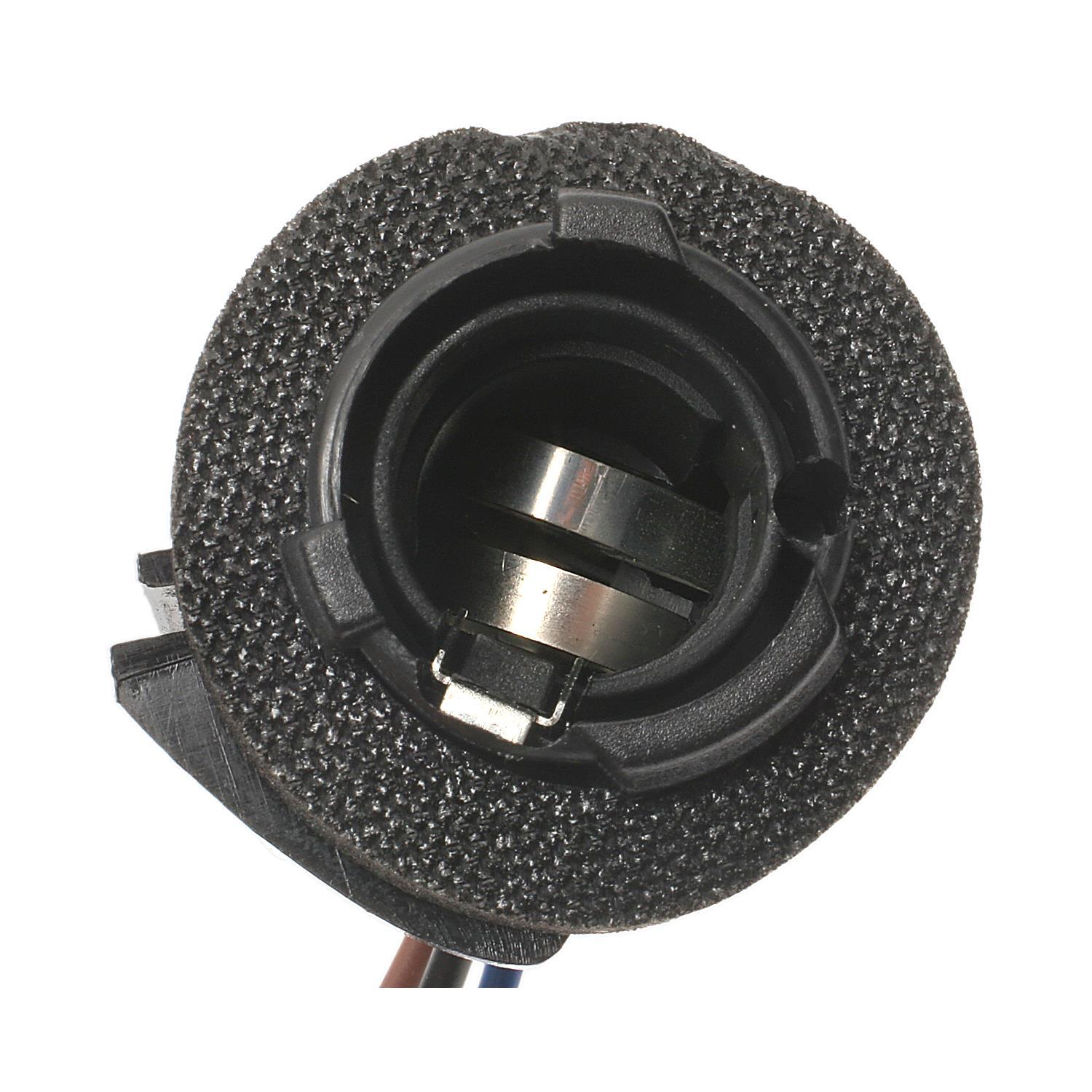 Standard Motor Products S673 - Tail Lamp Socket Standard Motor Products S673 Back Up Light Socket product image 3 of 3