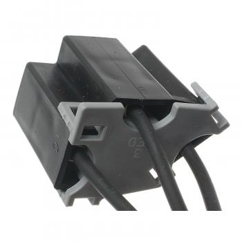1995 Chevrolet S10 Headlight Connector Standard Motor Products S686 image 1 of 3