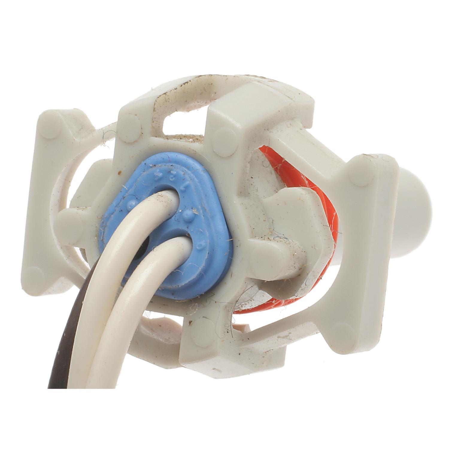Standard Motor Products S688 - Suspension Self-Leveling Sensor Connector Standard Motor Products S688 Suspension Self-Leveling Sensor Connector product image 1 of 3