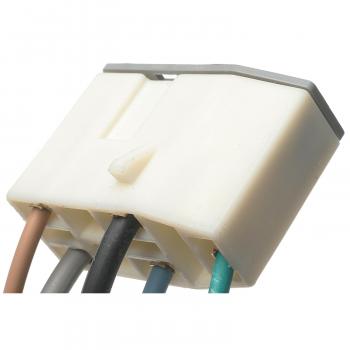 1983 Chrysler E Class HVAC Blower Motor Resistor Connector Standard Motor Products S762 image 1 of 3