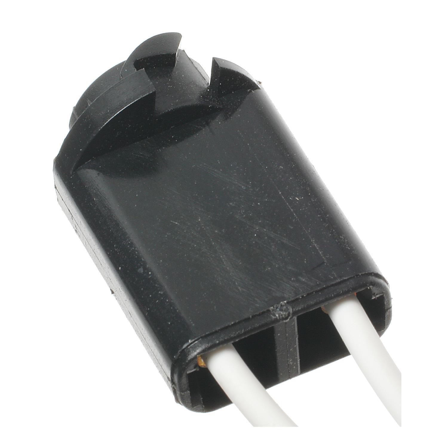 Standard Motor Products S766 - Back Up Light Socket Standard Motor Products S766 Back Up Light Socket product image 1 of 3
