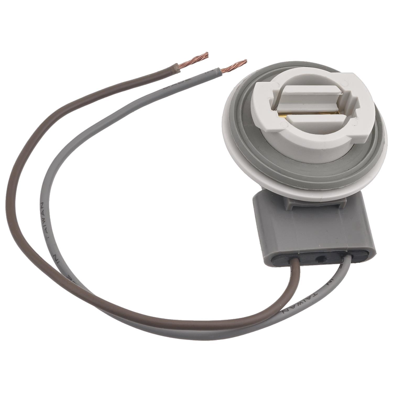 Standard Motor Products S770 - Tail Lamp Socket Standard Motor Products S770 Back Up Light Socket product image 2 of 4
