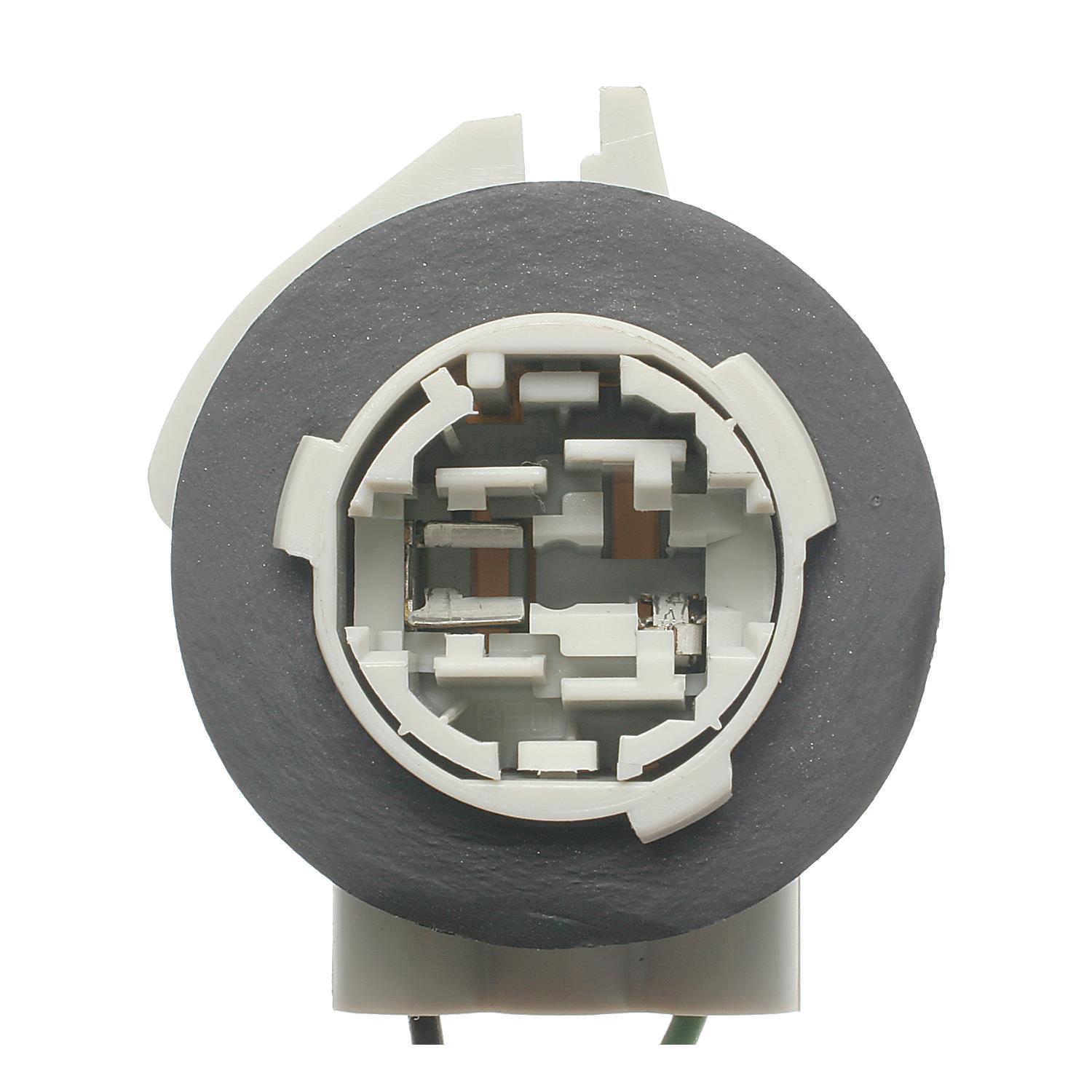 Standard Motor Products S830 - Back Up Light Socket Standard Motor Products S830 Back Up Light Socket product image 1 of 4