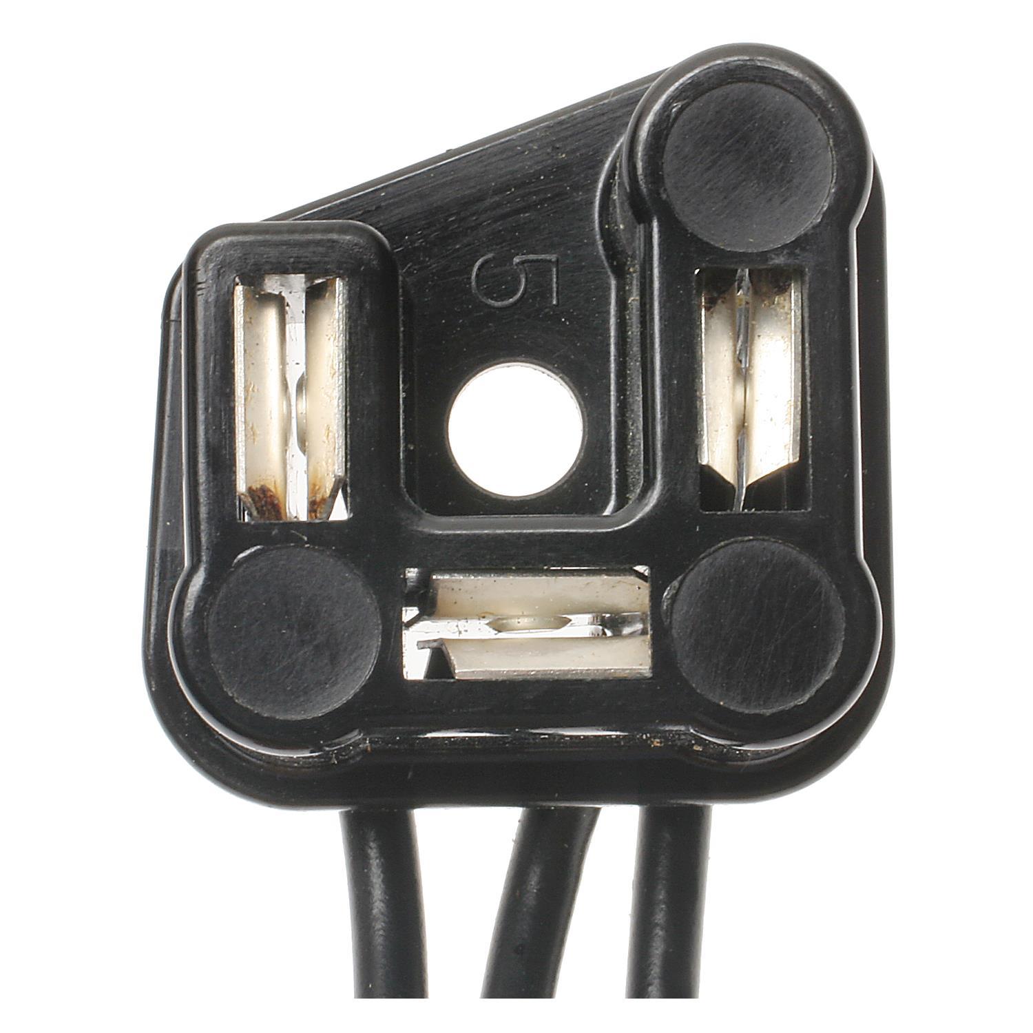 Standard Motor Products S844 - Headlight Connector Standard Motor Products S844 Daytime Running Light Connector product image 3 of 3