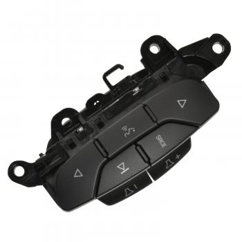 2007 Cadillac DTS Steering Wheel Audio Control Switch Standard Motor Products SAS121 image 1 of 3