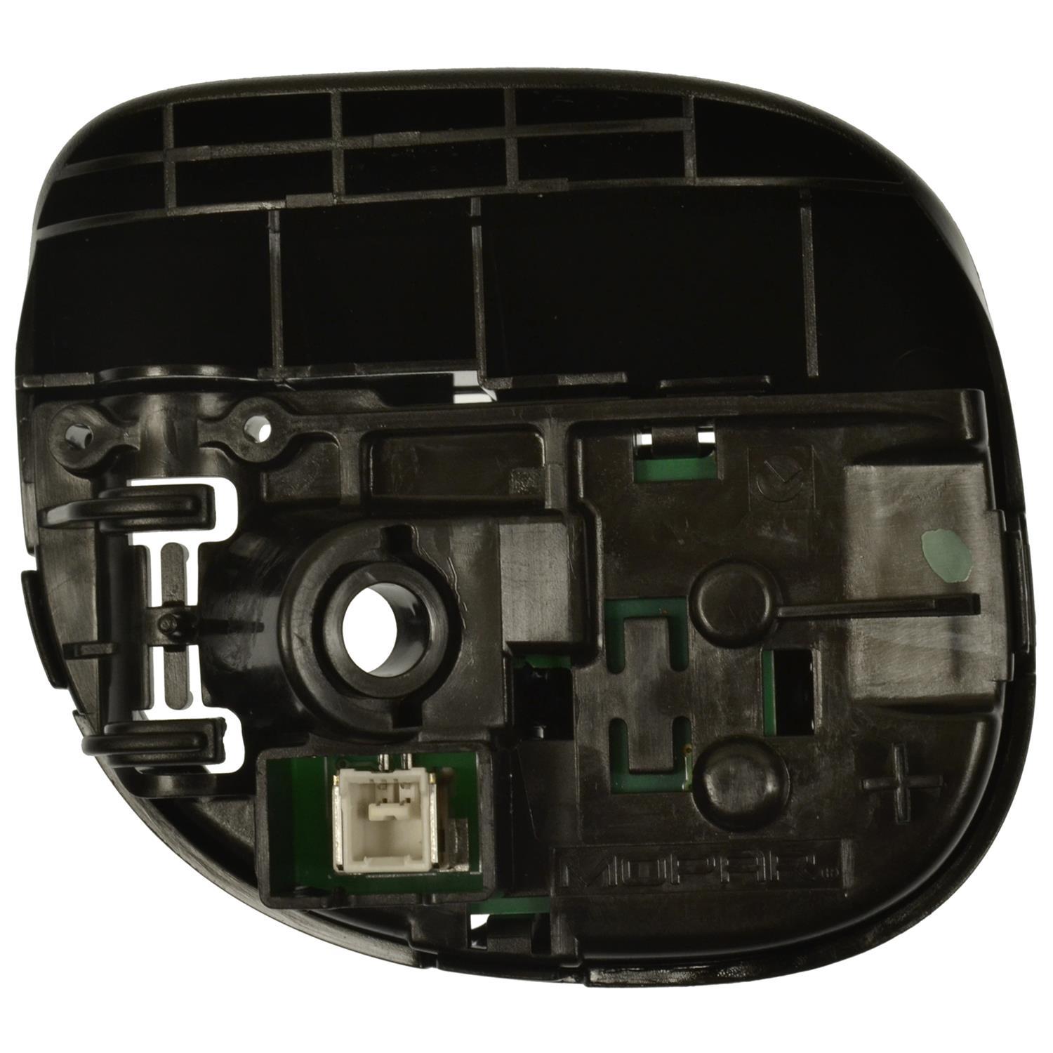 Standard Motor Products SAS263 - Steering Wheel Audio Control Switch Standard Motor Products SAS263 Steering Wheel Audio Control Switch product image 1 of 3