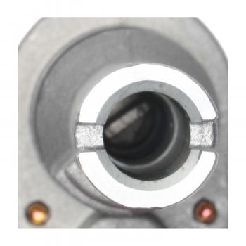 2004 Toyota RAV4 Vehicle Speed Sensor Standard Motor Products SC389 image 1 of 3