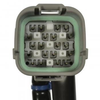 2007 Subaru Legacy Vehicle Speed Sensor Standard Motor Products SC719 image 1 of 3