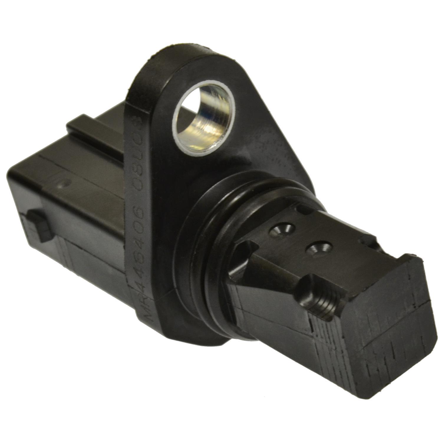 Standard Motor Products SC746 - Vehicle Speed Sensor Standard Motor Products SC746 Manual Trans Output Shaft Speed Sensor product image 1 of 3