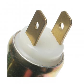 1981 Volvo 262 Brake Light Switch Standard Motor Products SLS127 image 3 of 3