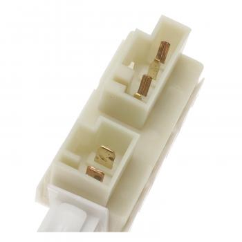 1999 Chevrolet Lumina Brake Light Switch Standard Motor Products SLS179 image 1 of 3