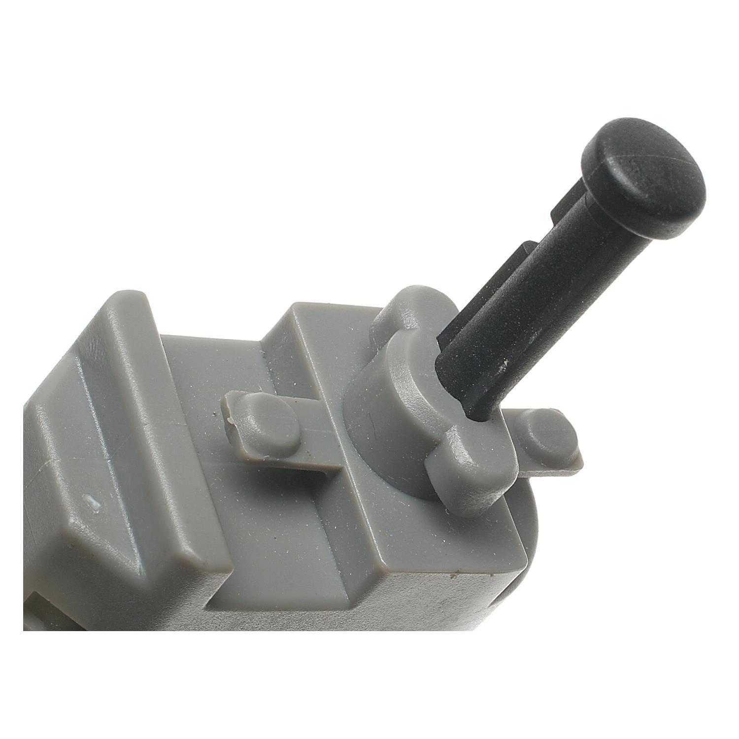Standard Motor Products SLS199 Brake Light Switch product image 1 of 3