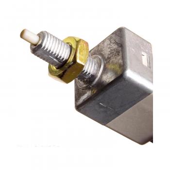 2002 Daewoo Leganza Brake Light Switch Standard Motor Products SLS291 image 1 of 3