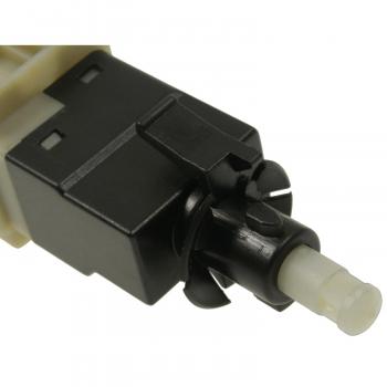 2006 Chrysler Crossfire Brake Light Switch Standard Motor Products SLS384 image 1 of 3