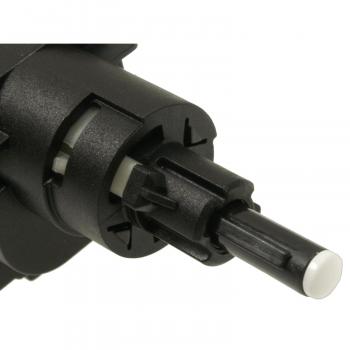 2009 Volkswagen Pointer Brake Light Switch Standard Motor Products SLS478 image 1 of 3