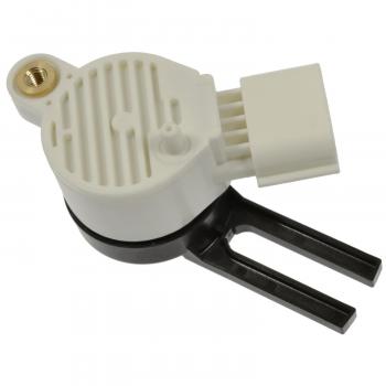 2018 Chevrolet Corvette Brake Pedal Position Sensor Standard Motor Products SLS551 image 2 of 3