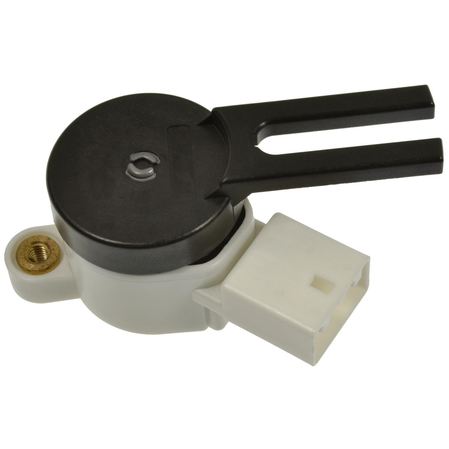 Standard Motor Products SLS579 - Brake Light Switch Standard Motor Products SLS579 Brake Light Switch product image 2 of 3