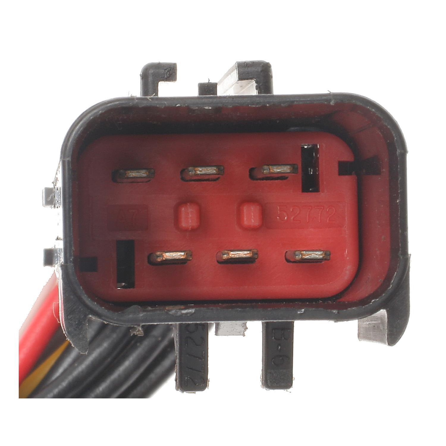 Standard Motor Products TC473 - Trailer Connector Kit Standard Motor Products TC473 Trailer Connector Kit product image 3 of 4