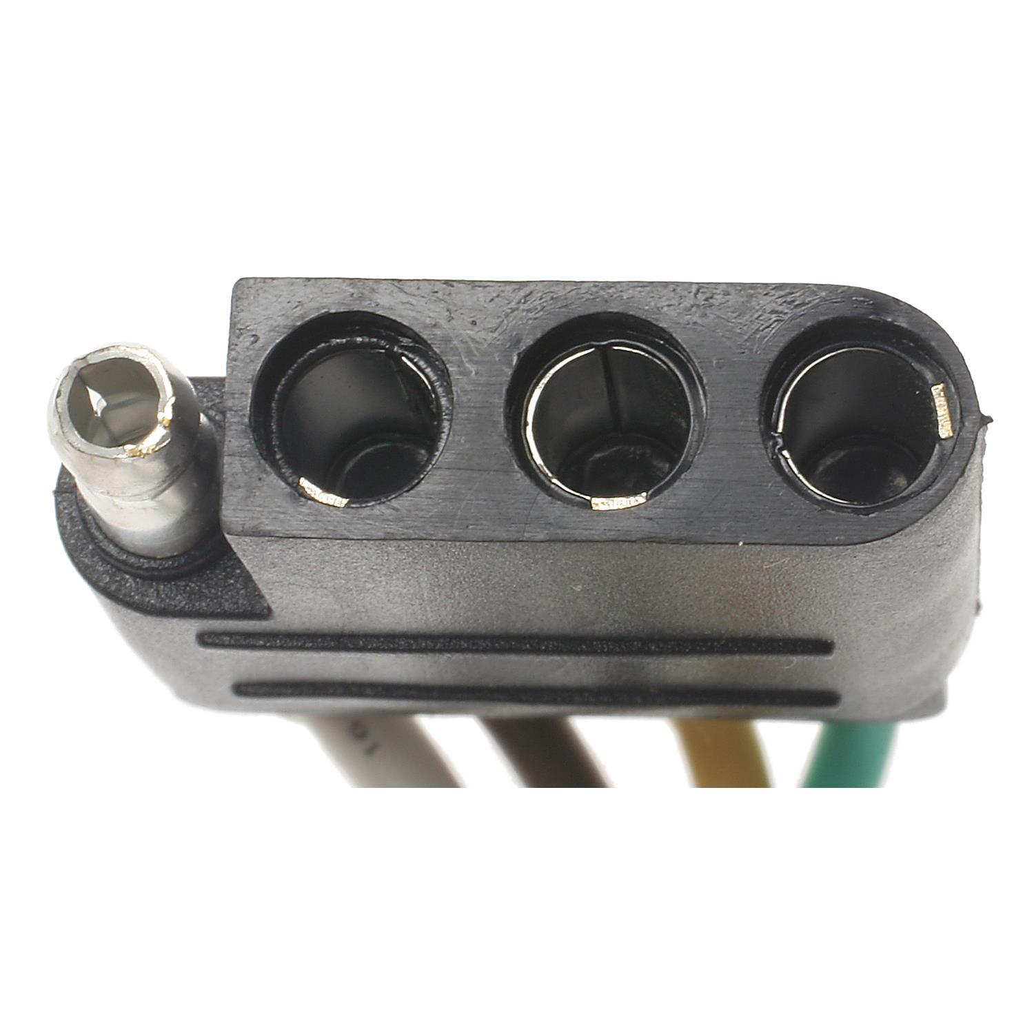 Standard Motor Products TC52 - Trailer Connector Kit Standard Motor Products TC52 Trailer Connector Kit product image 2 of 3