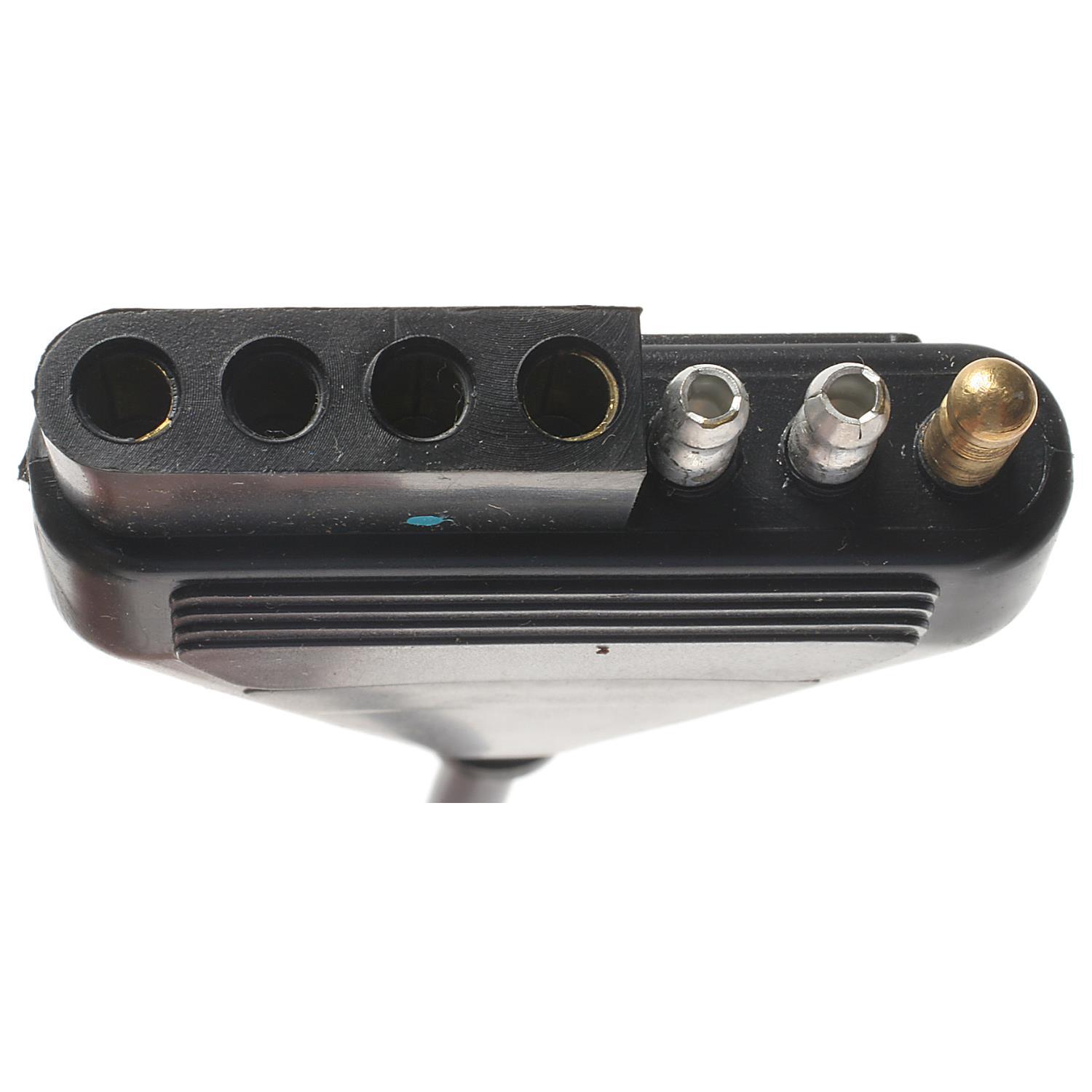 Standard Motor Products TC8T Trailer Brake Control Connector product image 1 of 3