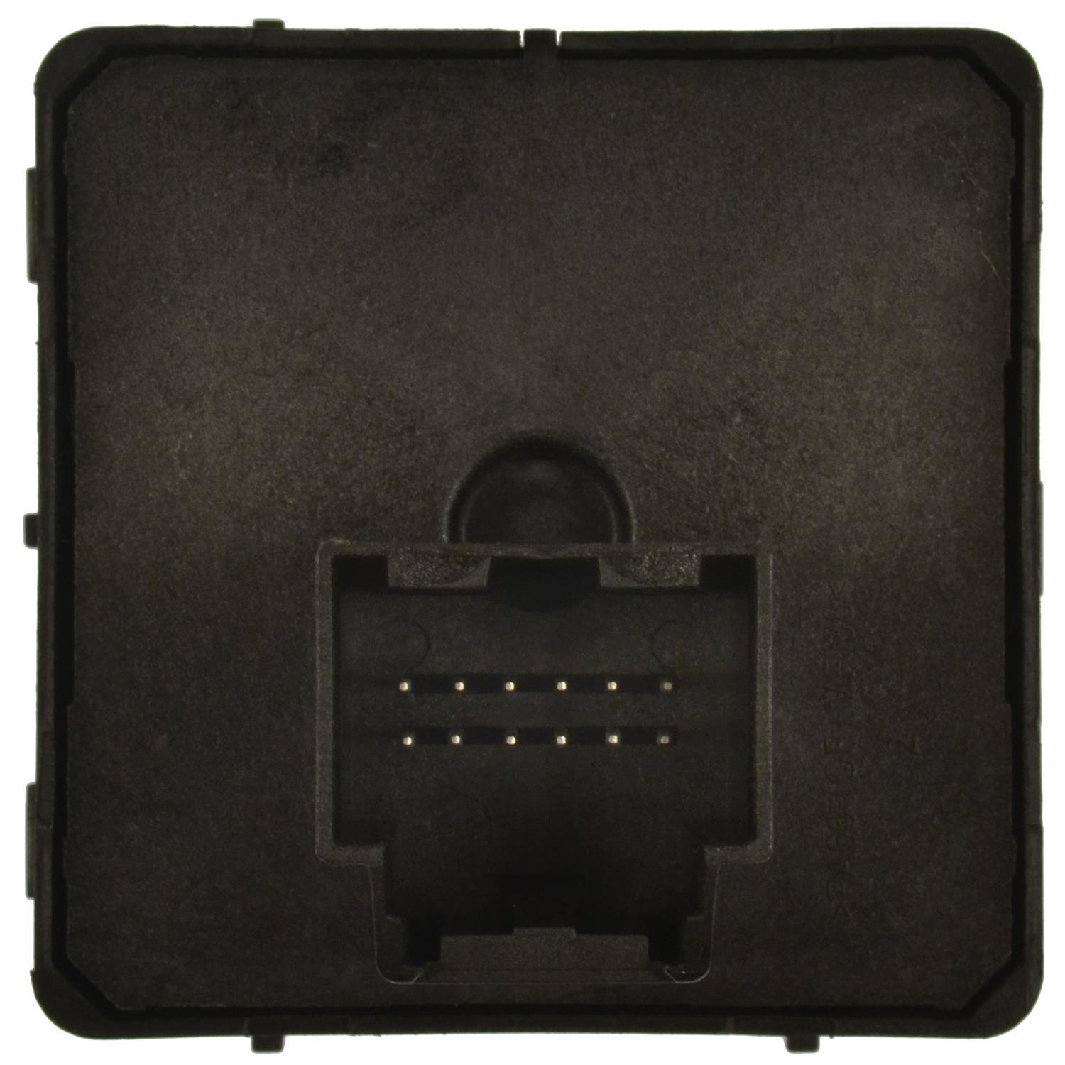 Standard Motor Products TCA109 - 4WD Switch Standard Motor Products TCA109 4WD Indicator Lamp Switch product image 1 of 3