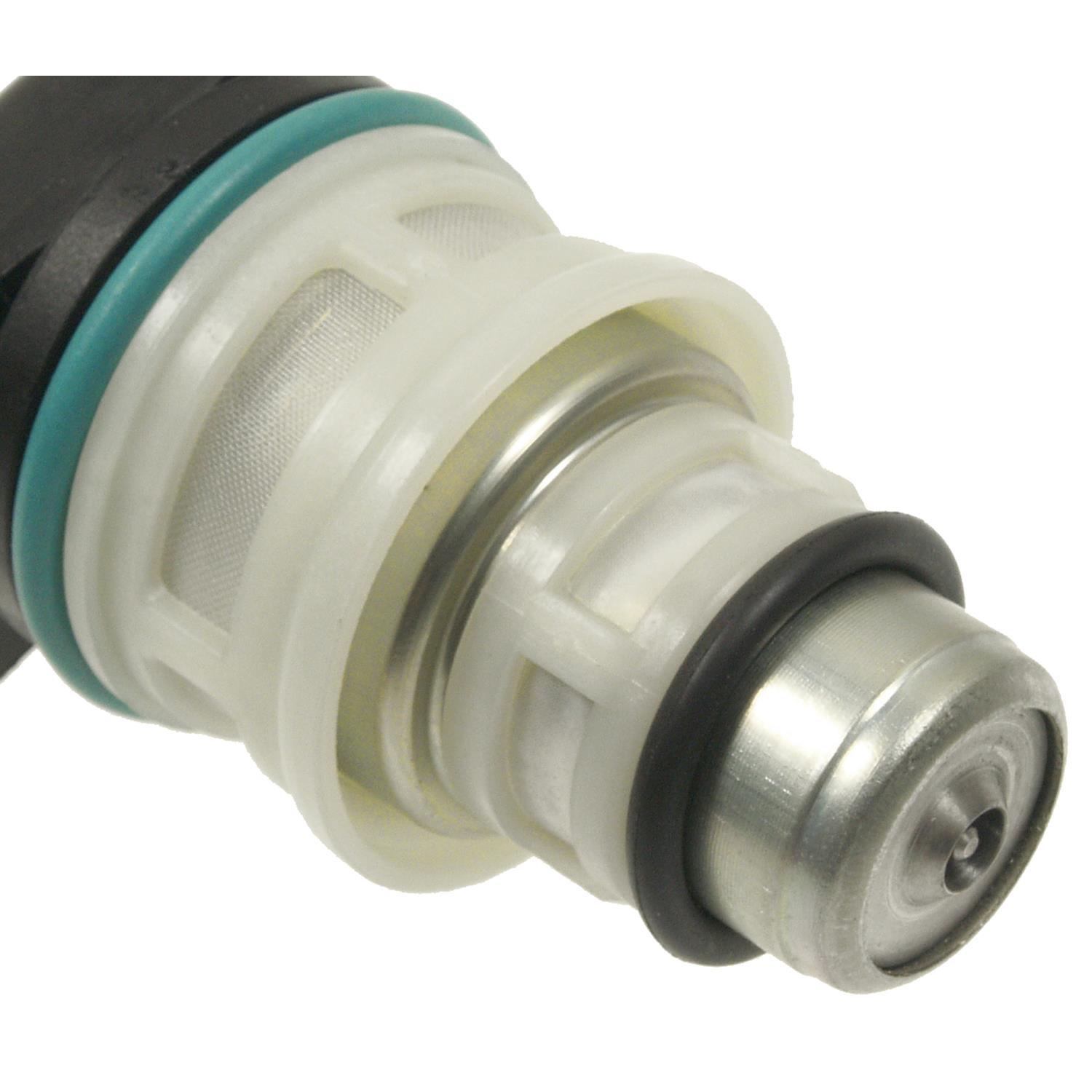 Standard Motor Products TJ33 Fuel Injector product image 1 of 3