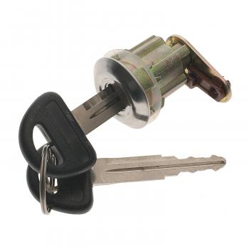 2002 Suzuki Esteem Trunk Lock Standard Motor Products TL249 image 2 of 3