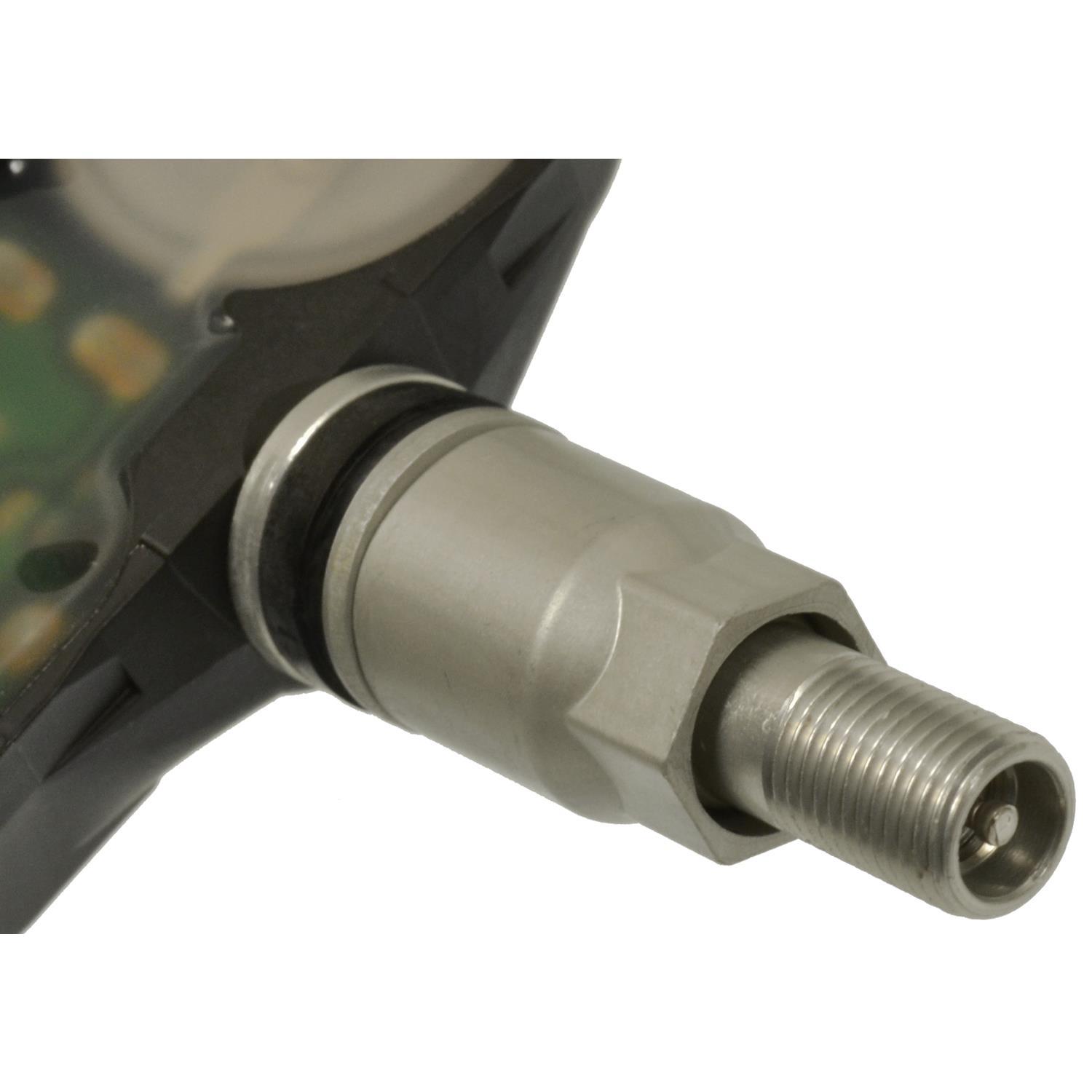 Standard Motor Products TPM62 - Tire Pressure Monitoring System Sensor Standard Motor Products TPM62 Tire Pressure Monitoring System Sensor product image 1 of 3