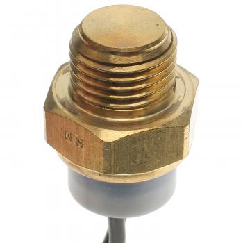 1987 Nissan Stanza Engine Coolant Temperature Sender Standard Motor Products TS204 image 1 of 3